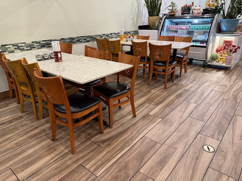 Triple S Pho & Grill - Cypress interior